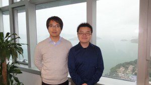 罗锦团教授(左)与学生袁凡奇解开「伊辛超导体」特性之谜。