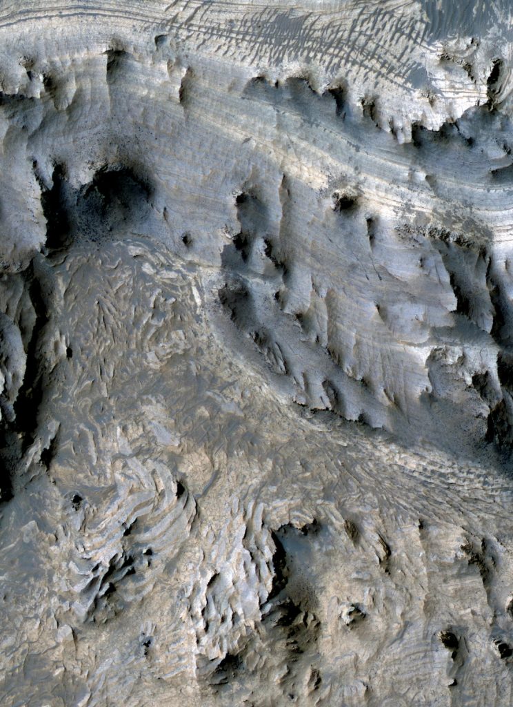 火星上曾经存在小型湖泊